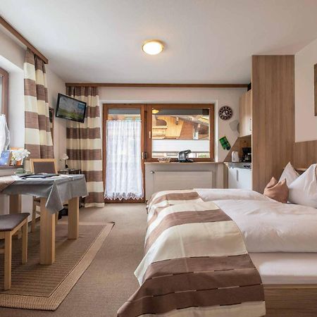 Gaesteheim Kroessbach Neustift im Stubaital Cameră foto