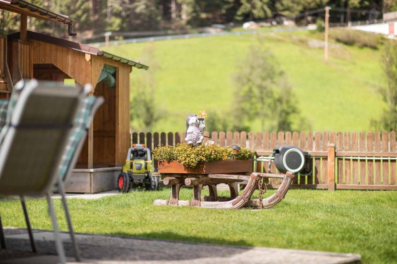 Gaesteheim Kroessbach Neustift im Stubaital Exterior foto