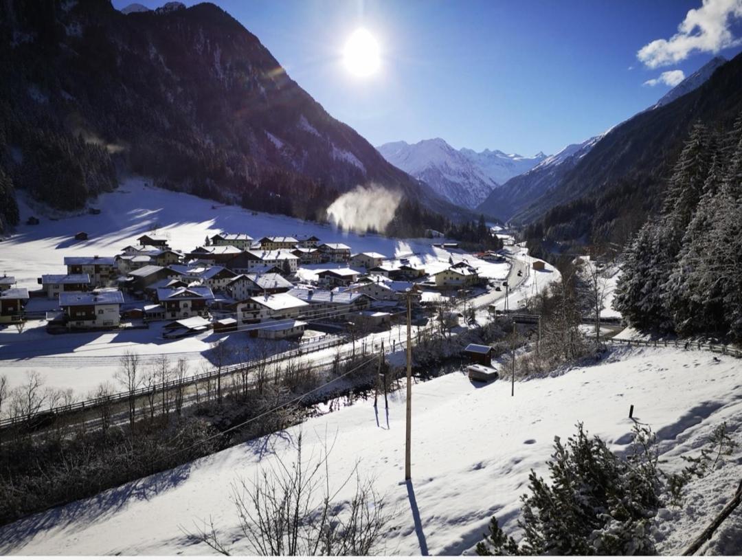 Gaesteheim Kroessbach Neustift im Stubaital Exterior foto